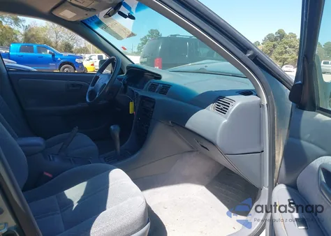 2000 Toyota Camry Le V6 из США, поврежденный, VIN 4T1BF22K0YU944687